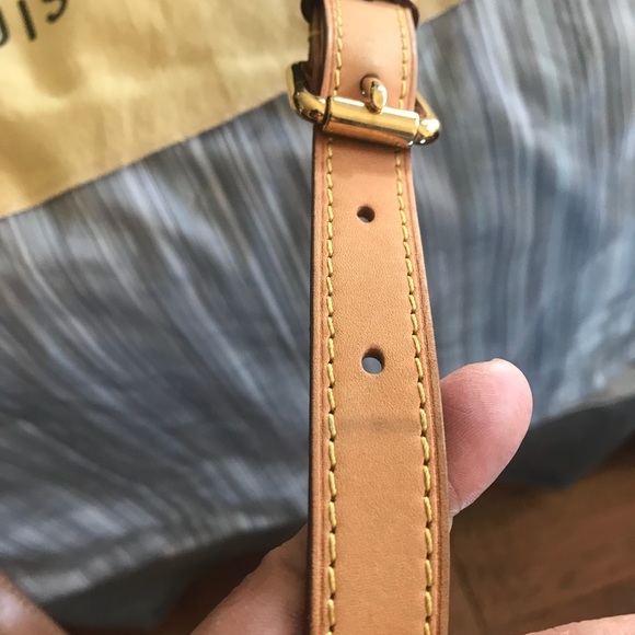 SOLD!!! Authentic LV Menilmontant Mm - Picture 5 of 7